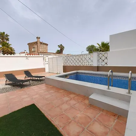 Villa Encanto Con Piscina