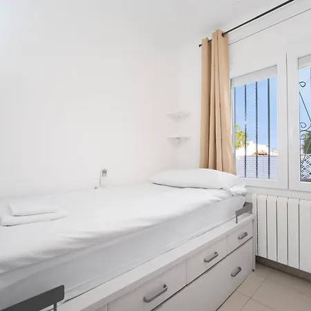 Encanto Con Piscina Villa