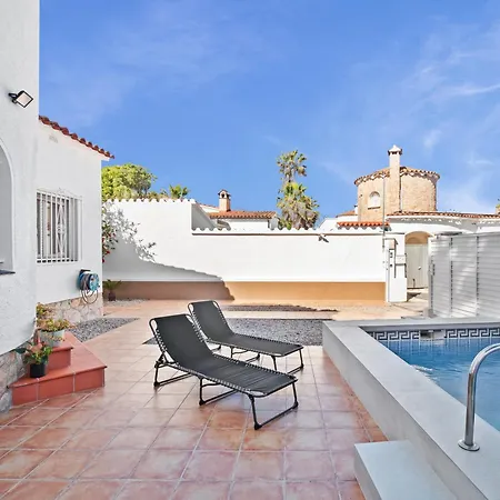 Villa Encanto Con Piscina Empuriabrava