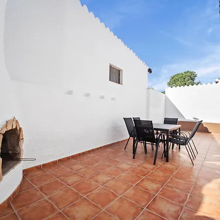 Encanto Con Piscina Villa