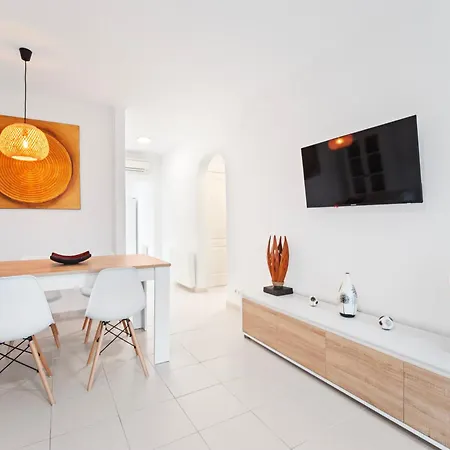 Encanto Con Piscina Villa